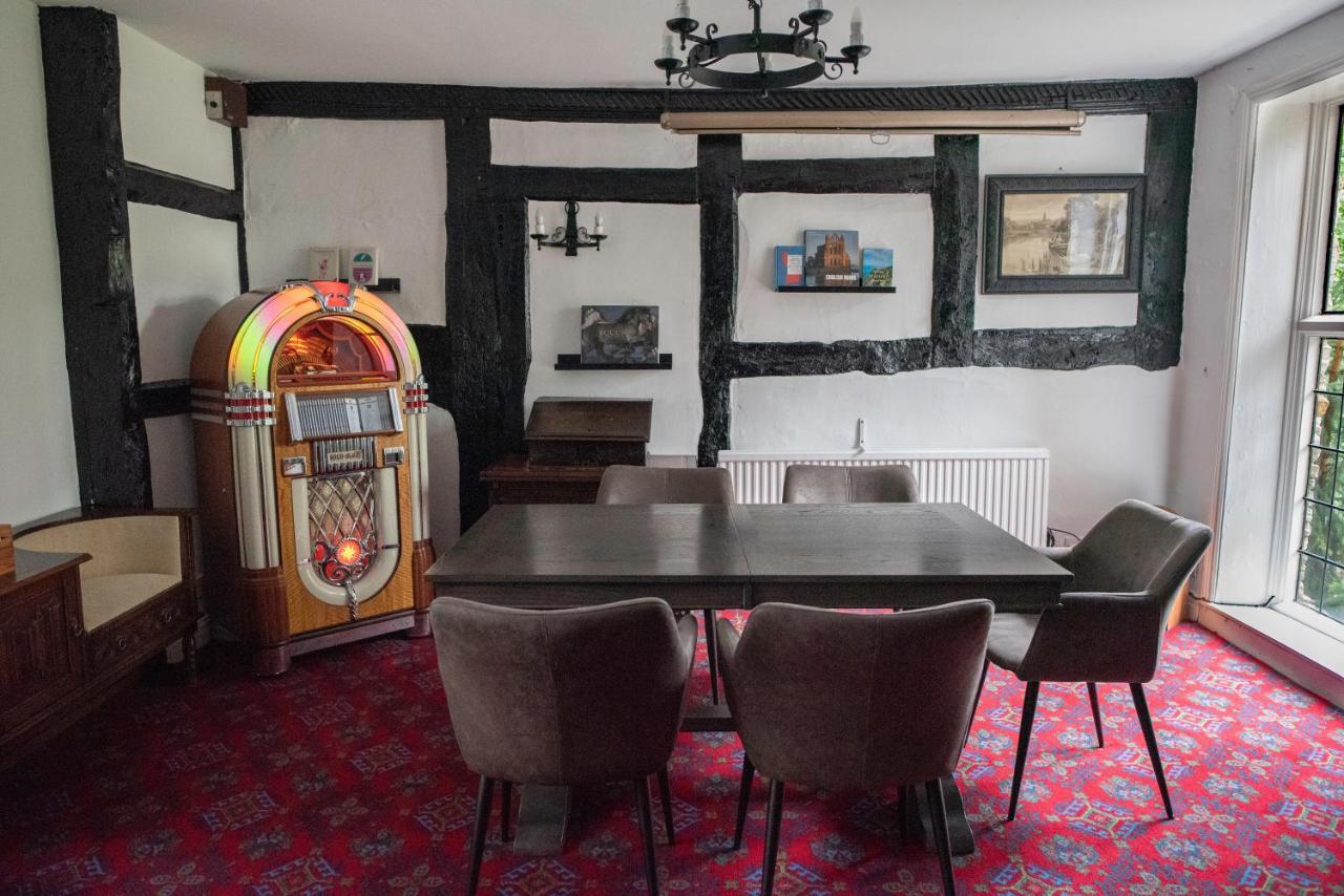 Karma Salford Hall Hotel Salford Priors Esterno foto