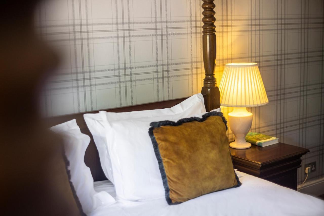 Karma Salford Hall Hotel Salford Priors Esterno foto